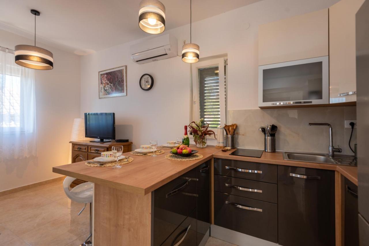 Apartman Tribunj Tribalj المظهر الخارجي الصورة