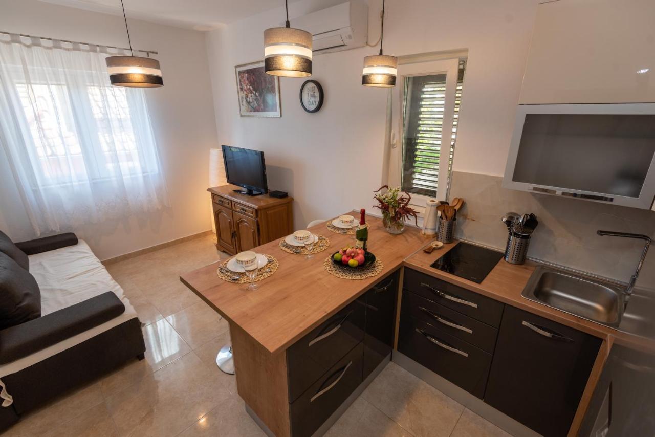 Apartman Tribunj Tribalj المظهر الخارجي الصورة
